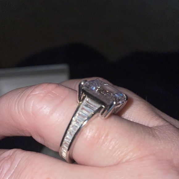 CZ & sterling silver fashion ring by Absolute - Picture 5 of 14